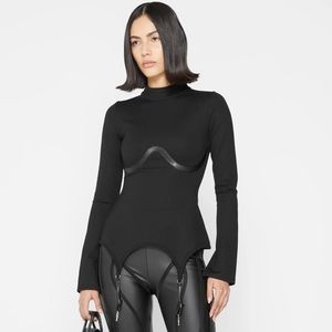 SUSPENDER DETAIL TOP